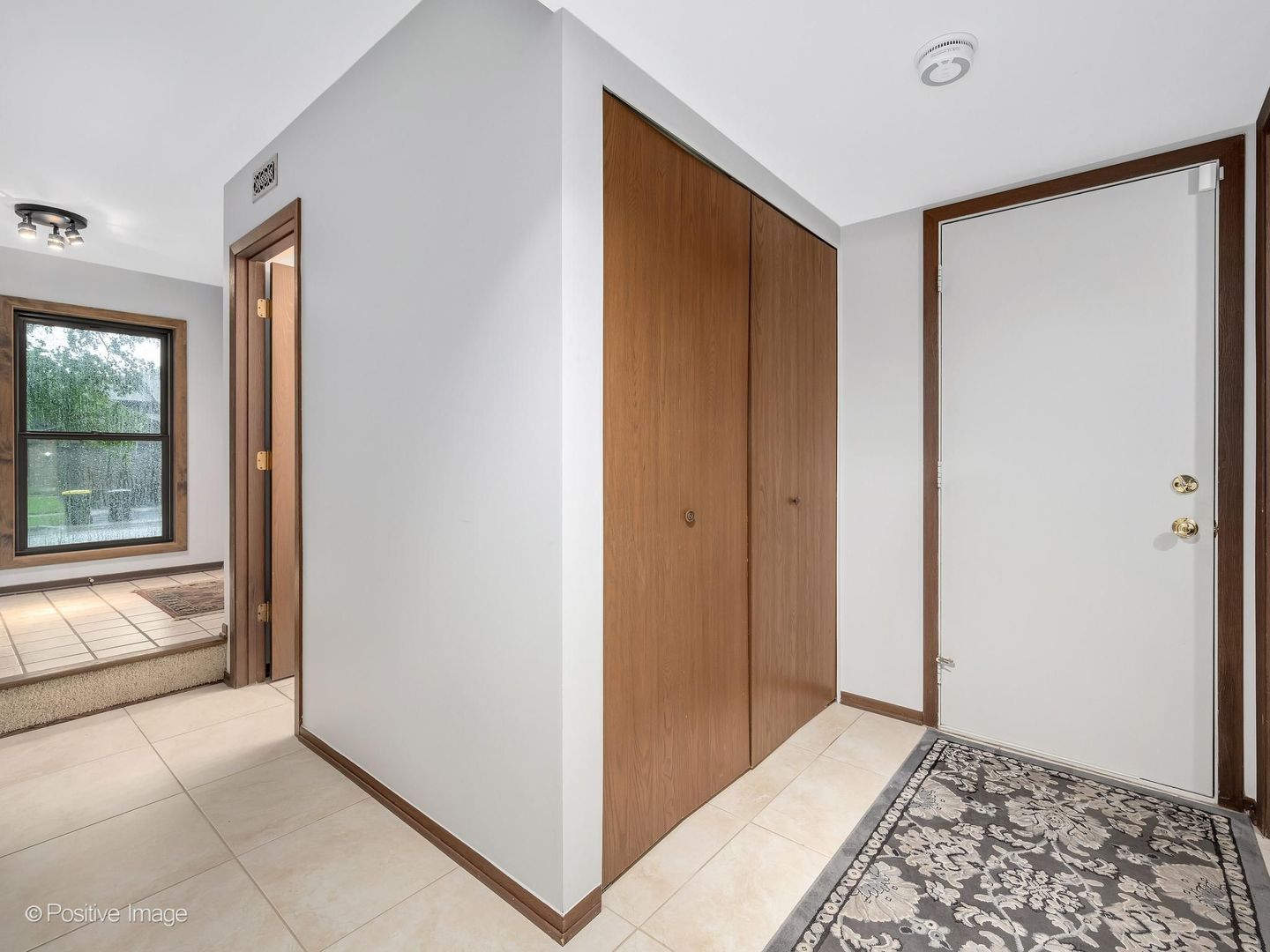 131 White Birch Lane Westmont IL 60559