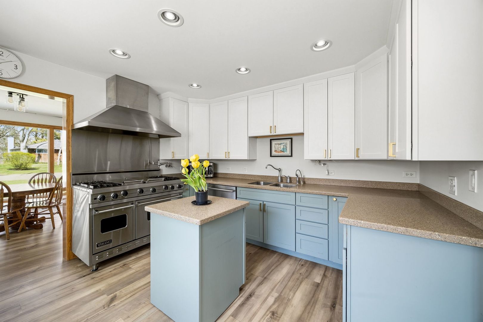 2203 Eastman Street Rolling Meadows IL 60008