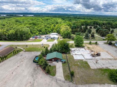1012 Viaduct Road Savanna IL