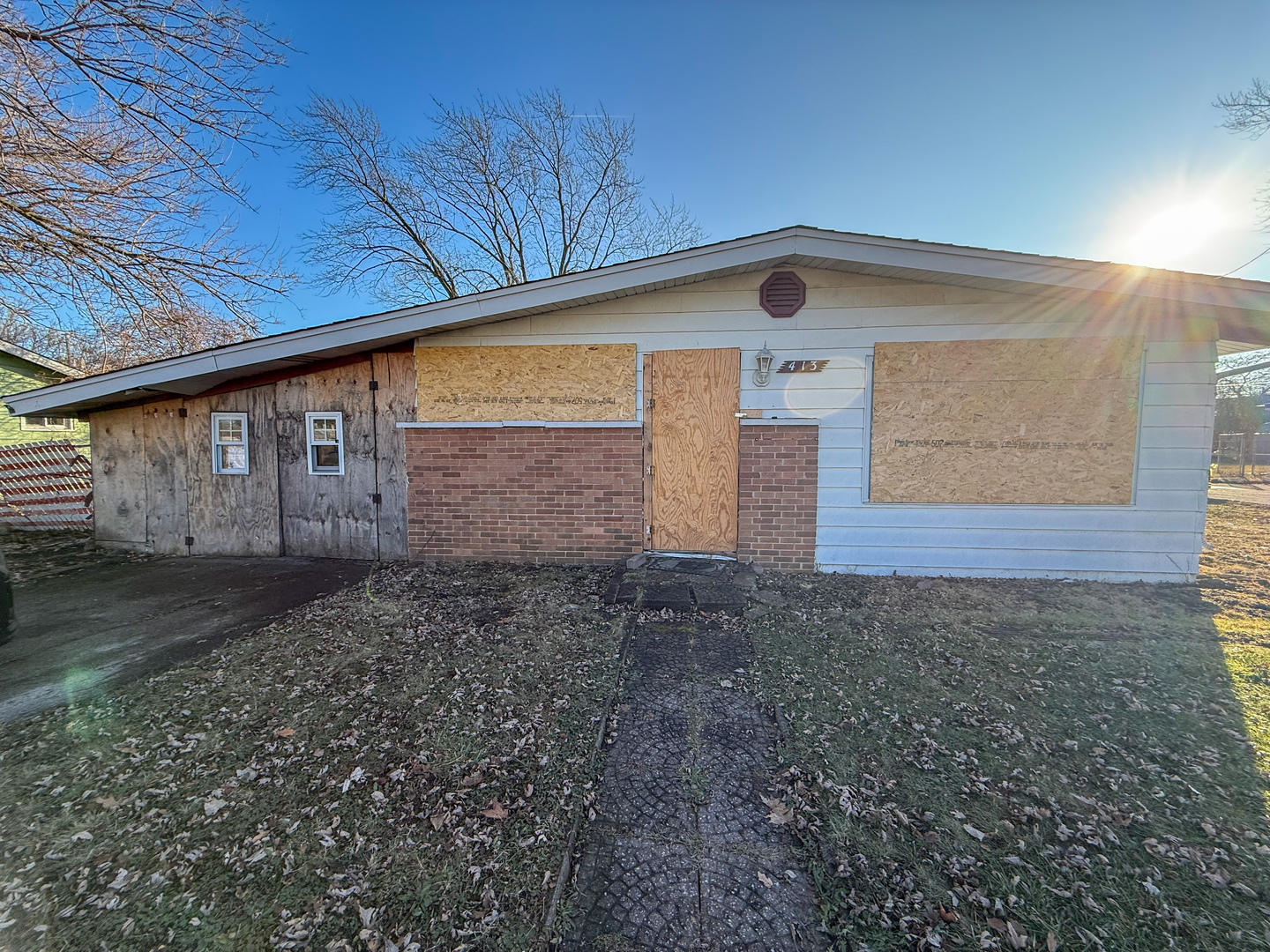 413 West Winthrop Avenue Addison IL 60101
