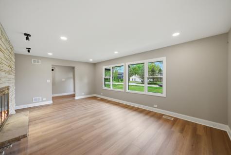 27637 Vista Lane Barrington IL 60010