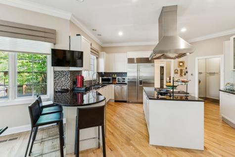 1745 Sundrop Circle Highland Park IL 60035