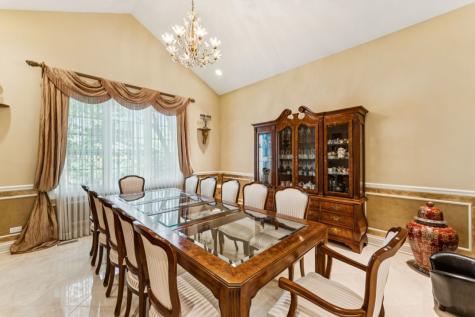 1745 Sundrop Circle Highland Park IL 60035