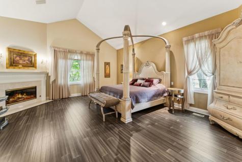 1745 Sundrop Circle Highland Park IL 60035