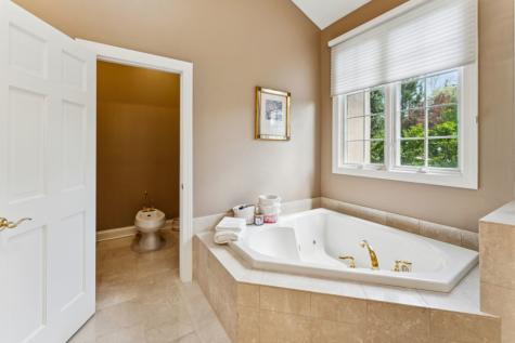 1745 Sundrop Circle Highland Park IL 60035