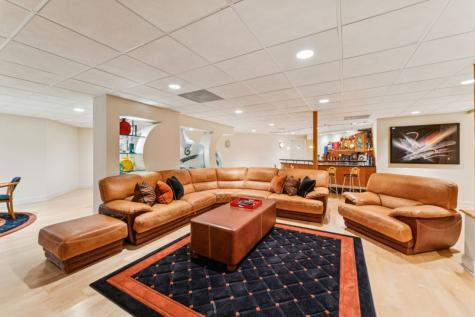 1745 Sundrop Circle Highland Park IL 60035