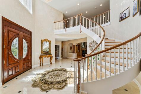 1745 Sundrop Circle Highland Park IL 60035