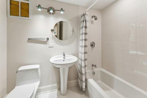 1745 Sundrop Circle Highland Park IL 60035
