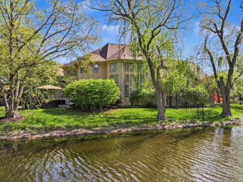 1745 Sundrop Circle Highland Park IL 60035