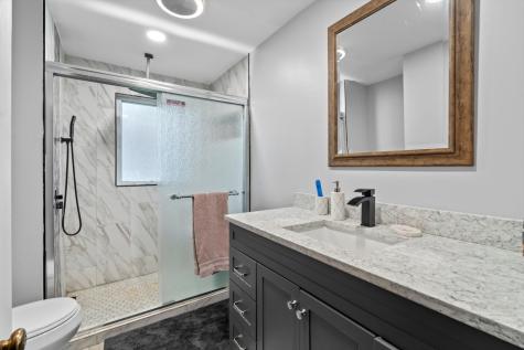 15285 State Street South Holland IL 60473