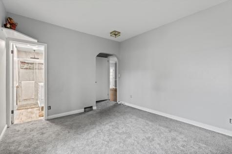 15285 State Street South Holland IL 60473