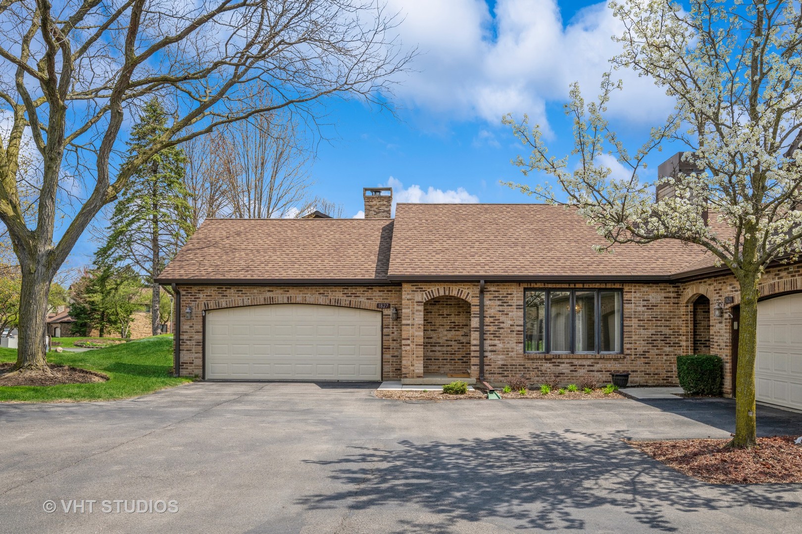 1827 Golf View Drive Bartlett IL 60103