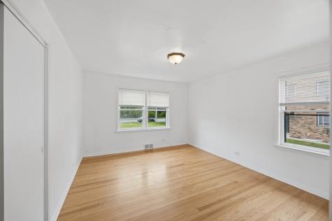2726 186TH Street Lansing IL 60438