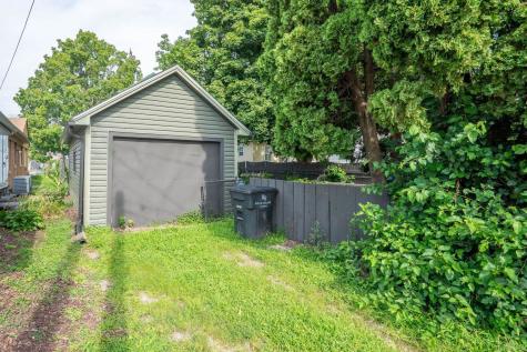 1721 28TH Street Rock Island IL 61201