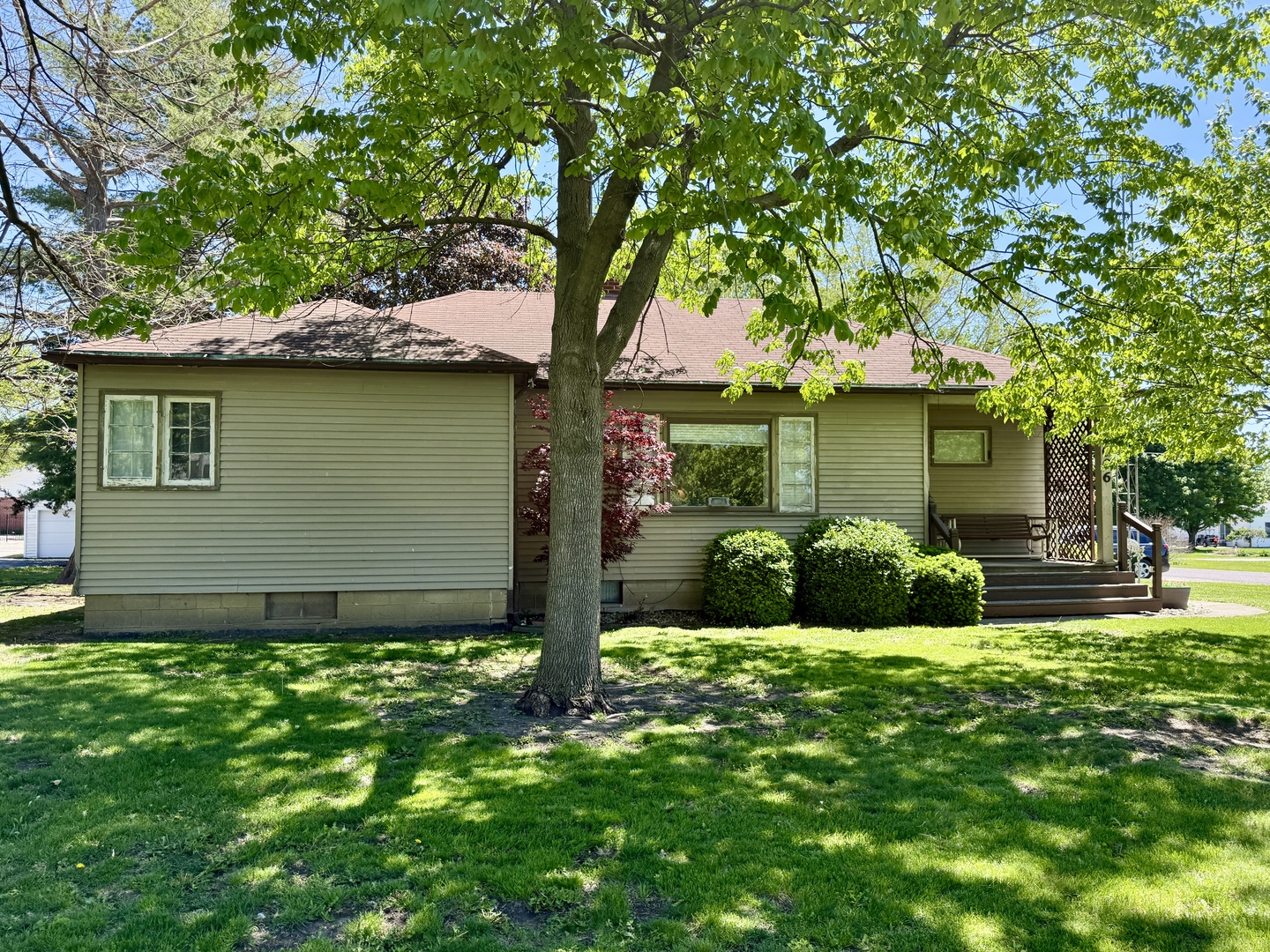 1006 North Sangamon Avenue Gibson City IL 60936