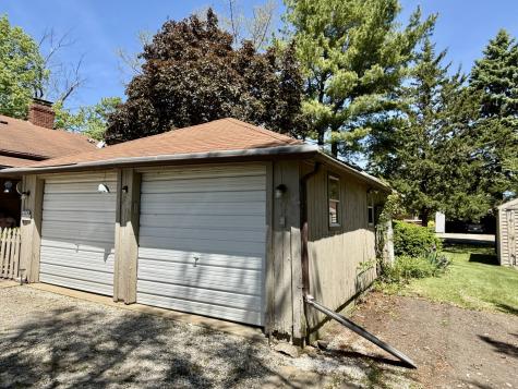 1006 North Sangamon Avenue Gibson City IL 60936