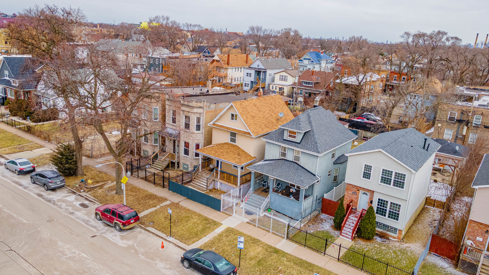 611 North Long Avenue Chicago IL 60644