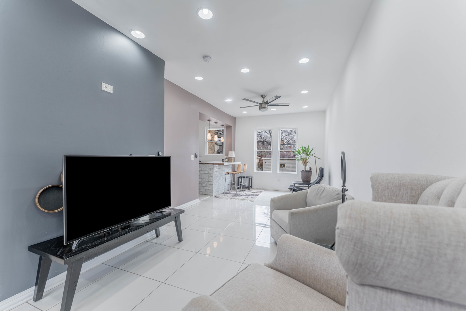 611 North Long Avenue Chicago IL 60644