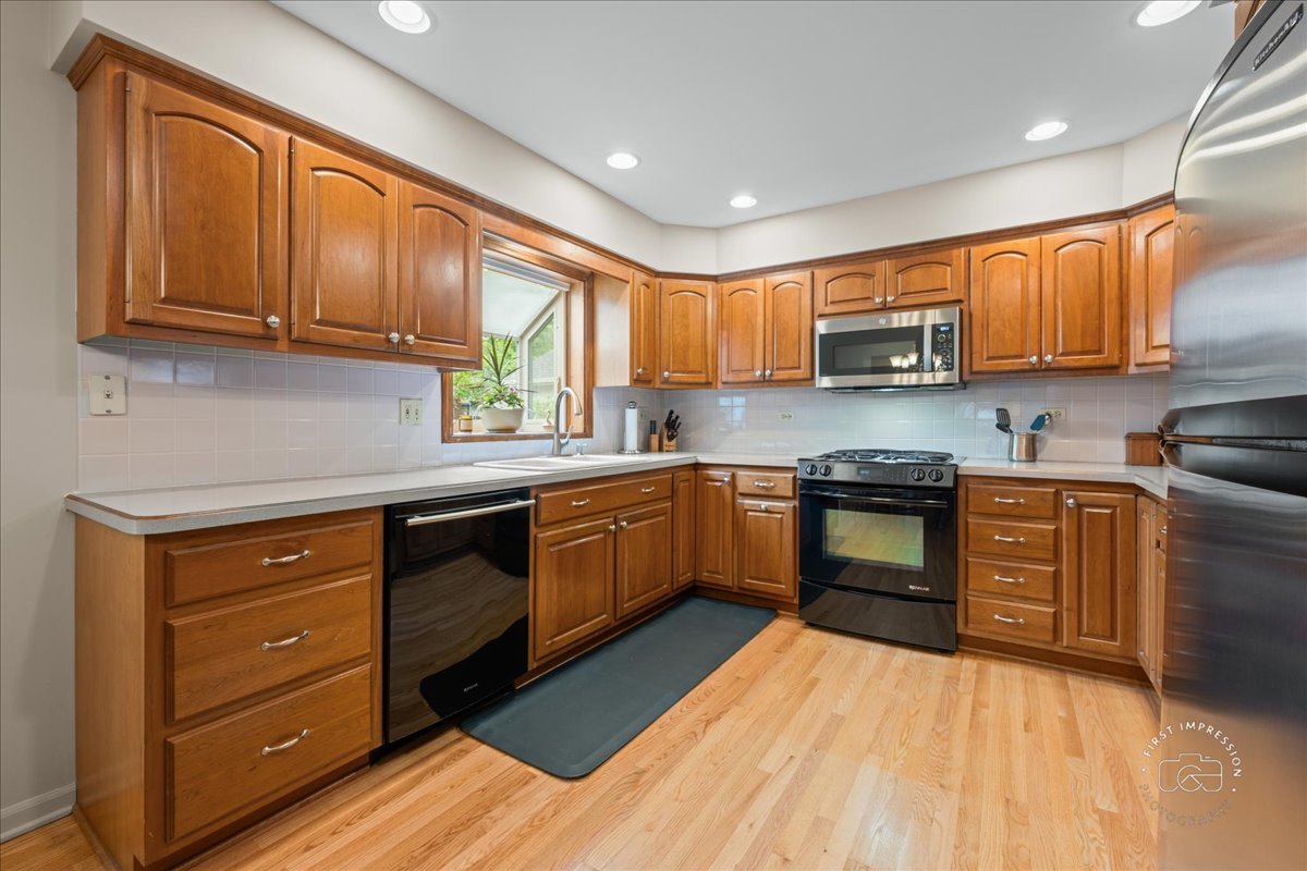 924 Royal Blackheath Court Naperville IL 60563
