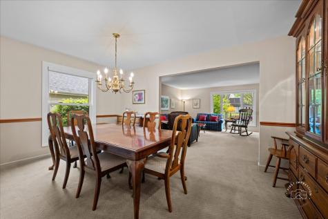 924 Royal Blackheath Court Naperville IL 60563