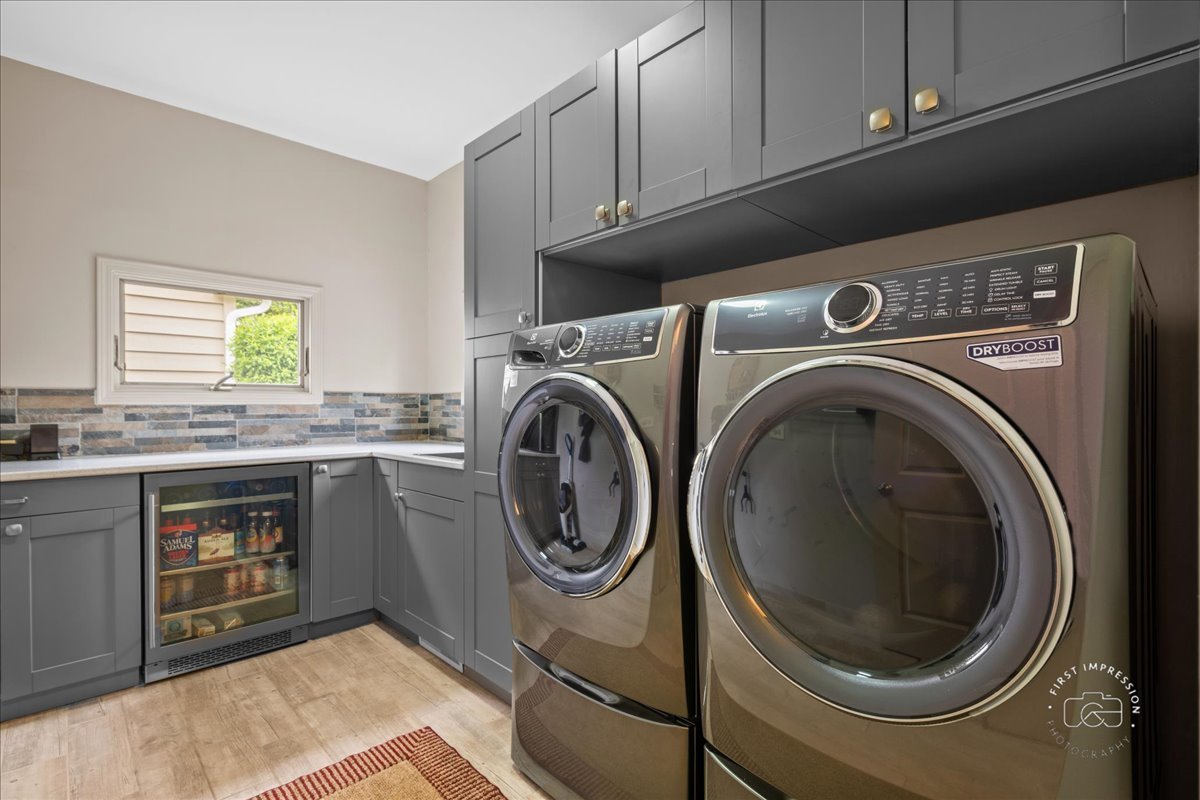 924 Royal Blackheath Court Naperville IL 60563