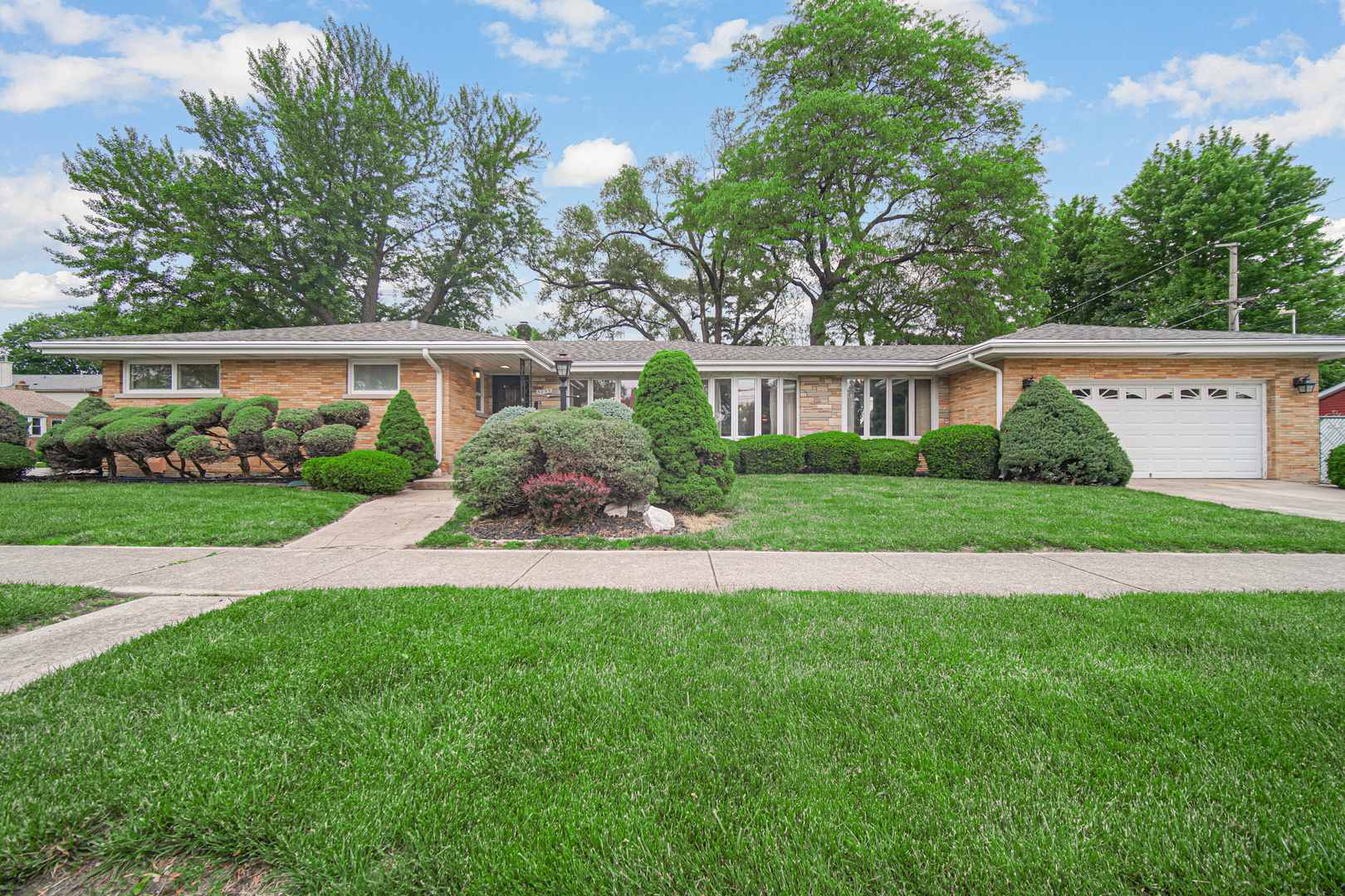 9259 South Springfield Avenue Evergreen Park IL 60805