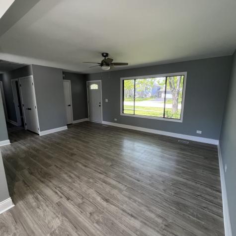 3915 Greenbay Drive Hanover Park IL 60133