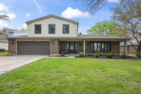 1505 South Kennicott Avenue Arlington Heights IL 60005