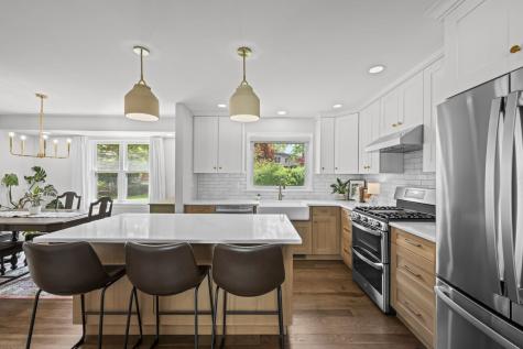 1505 South Kennicott Avenue Arlington Heights IL 60005