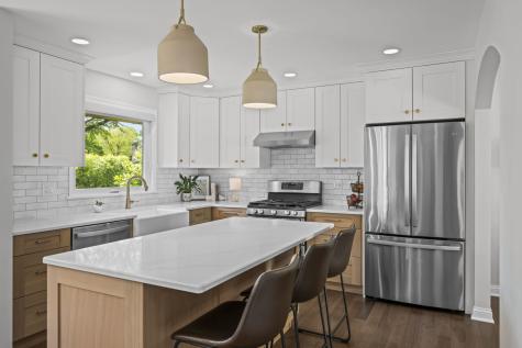 1505 South Kennicott Avenue Arlington Heights IL 60005