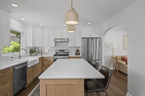 1505 South Kennicott Avenue Arlington Heights IL 60005
