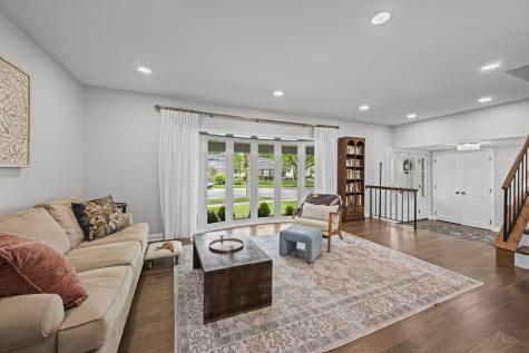 1505 South Kennicott Avenue Arlington Heights IL 60005