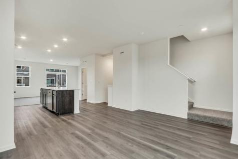 569 Yosemite Way Mundelein IL 60060