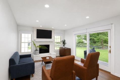 129 North Windsor Circle Bloomingdale IL 60108
