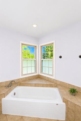 129 North Windsor Circle Bloomingdale IL 60108