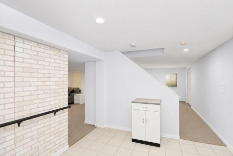 129 North Windsor Circle Bloomingdale IL 60108