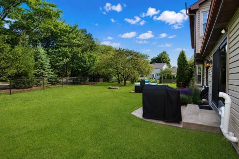 129 North Windsor Circle Bloomingdale IL 60108