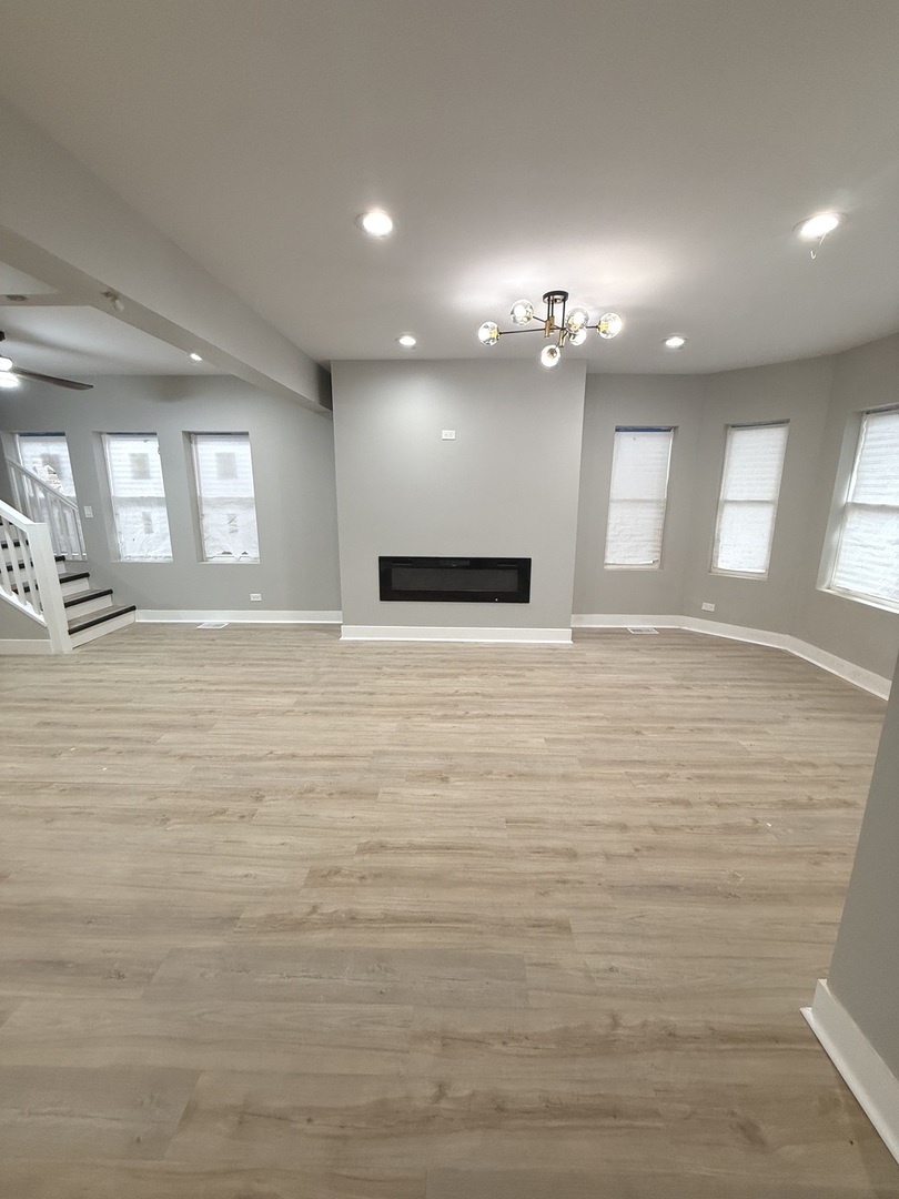 8219 South Honore Street Chicago IL 60620