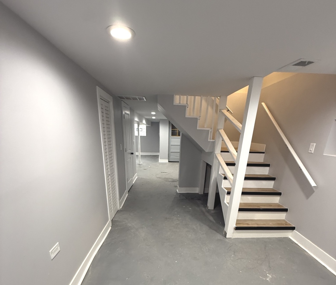 8219 South Honore Street Chicago IL 60620