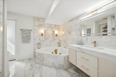 25 North Prindle Avenue Arlington Heights IL 60004