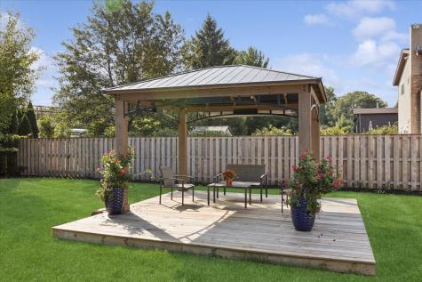 25 North Prindle Avenue Arlington Heights IL 60004