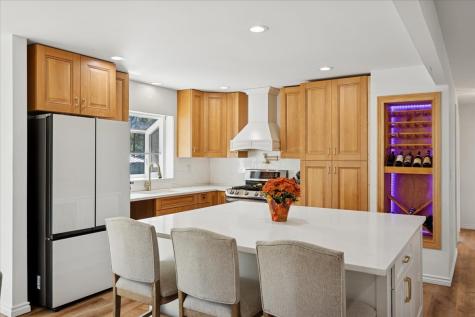 25 North Prindle Avenue Arlington Heights IL 60004