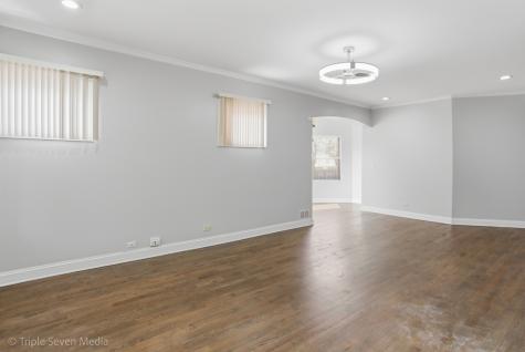 11326 South Parnell Avenue Chicago IL 60628