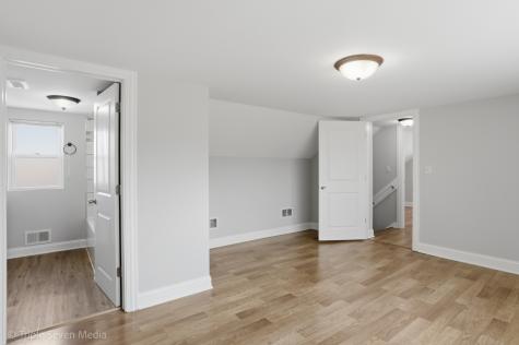 11326 South Parnell Avenue Chicago IL 60628