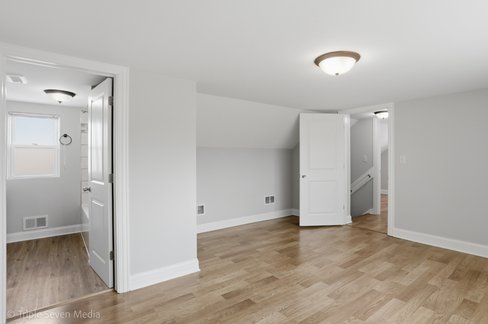 11326 South Parnell Avenue Chicago IL 60628