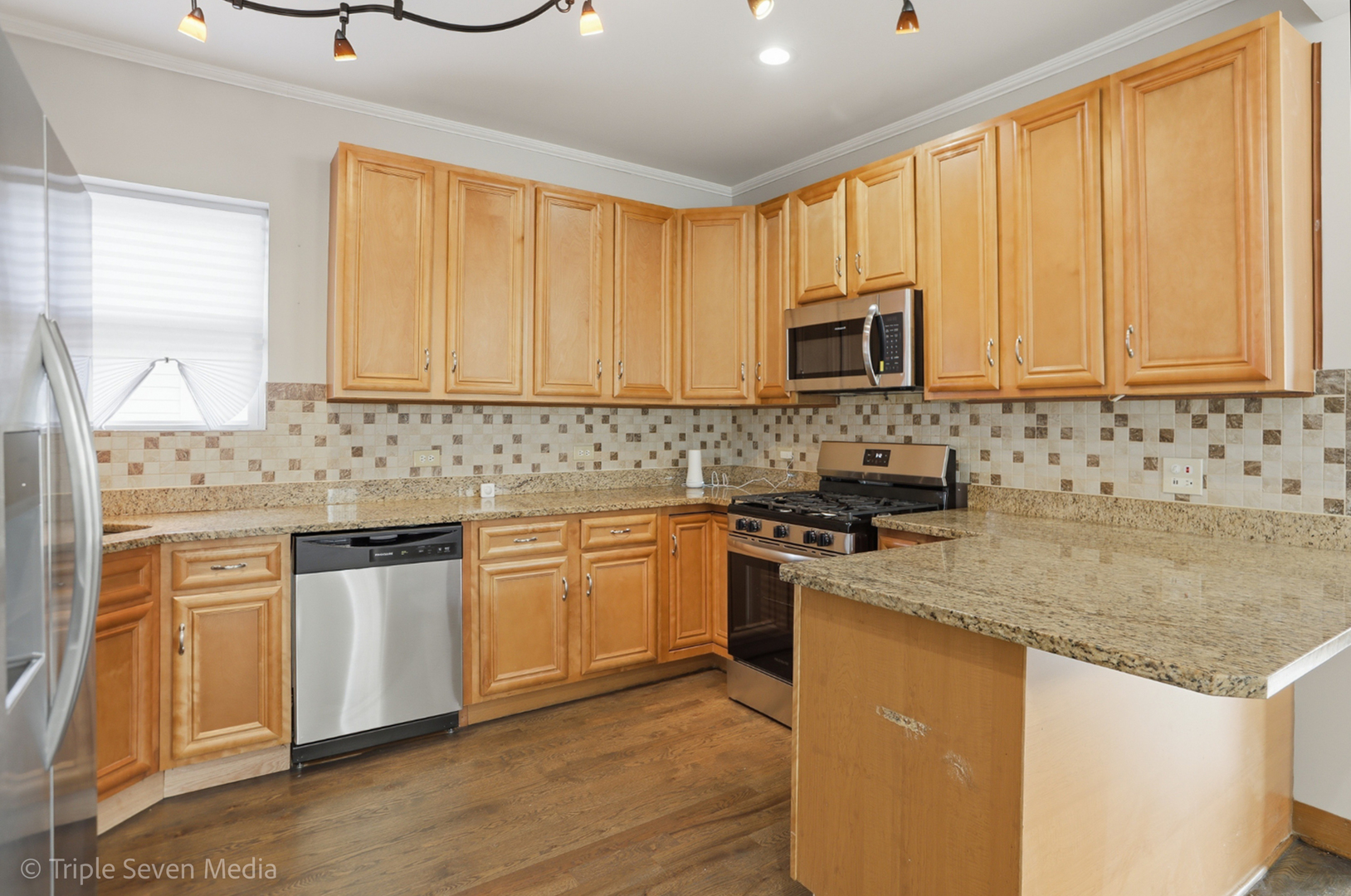 11326 South Parnell Avenue Chicago IL 60628
