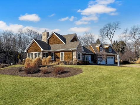 1121 Lawn Place Freeport IL 61032