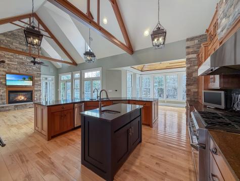 1121 Lawn Place Freeport IL 61032