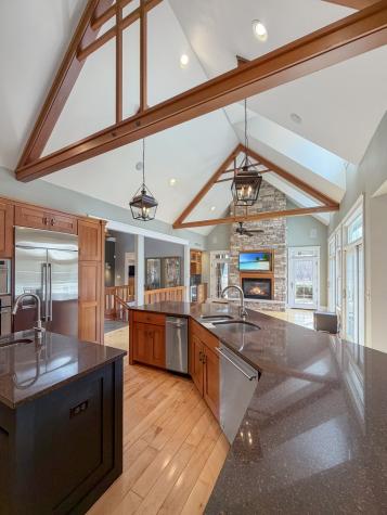 1121 Lawn Place Freeport IL 61032