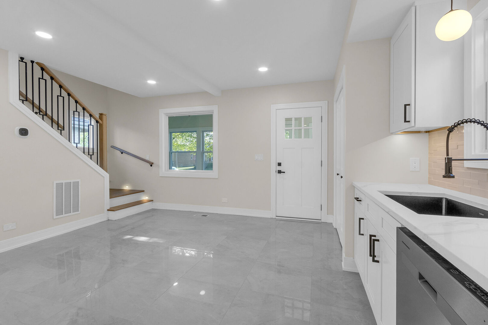 11247 South Central Park Avenue Chicago IL 60655